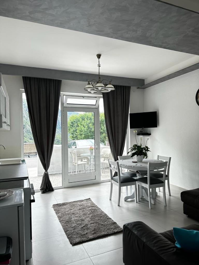 Apartments Boka Pearl Kotor Buitenkant foto