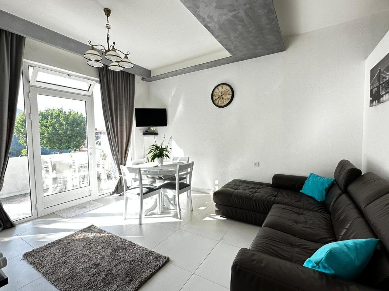Apartments Boka Pearl Kotor Buitenkant foto
